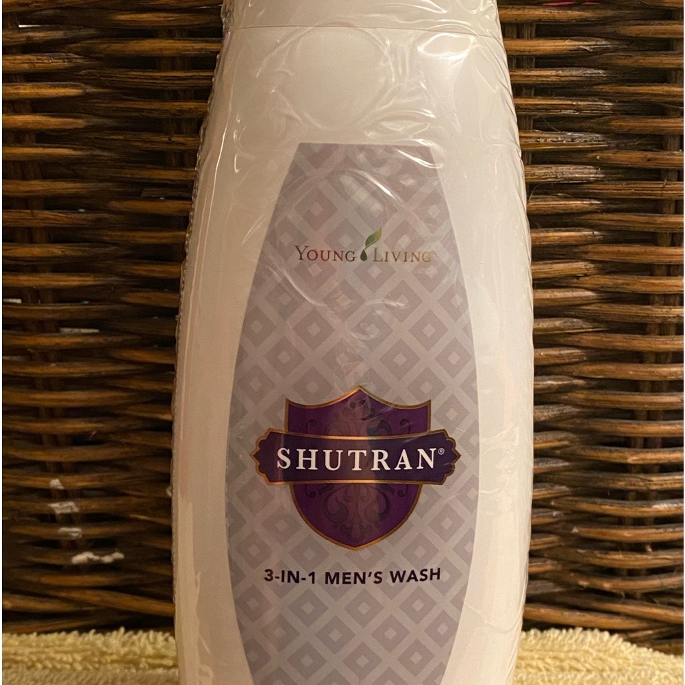 🛁Young Living Shutran 3-in-1 Men’s Wash🛁
